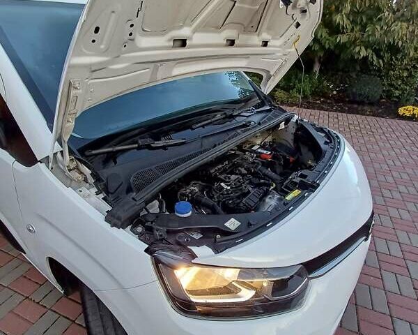 Белый Тойота Proace City, объемом двигателя 1.5 л и пробегом 179 тыс. км за 15950 $, фото 17 на Automoto.ua