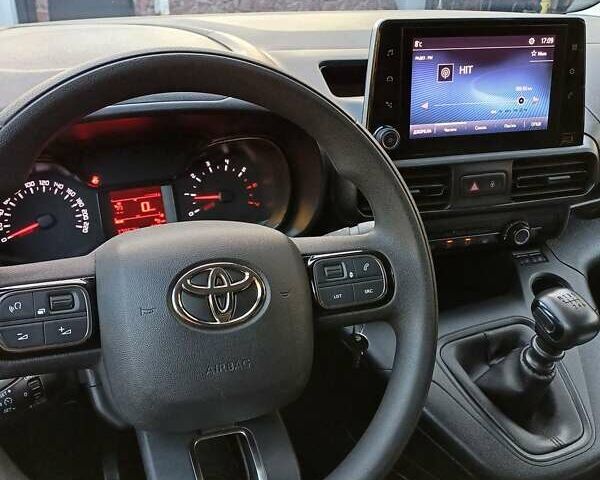 Белый Тойота Proace City, объемом двигателя 1.5 л и пробегом 179 тыс. км за 15950 $, фото 25 на Automoto.ua