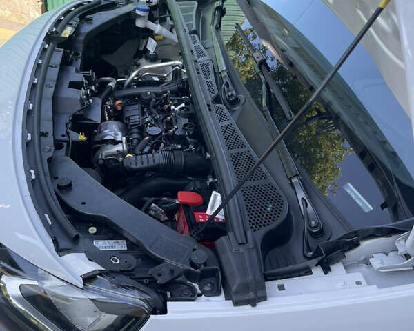 Білий Тойота Proace City, об'ємом двигуна 1.5 л та пробігом 30 тис. км за 18499 $, фото 17 на Automoto.ua