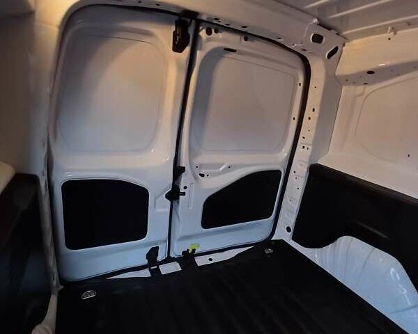 Белый Тойота Proace City, объемом двигателя 1.5 л и пробегом 179 тыс. км за 15950 $, фото 35 на Automoto.ua