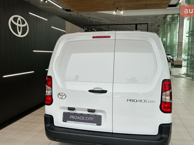 Тойота Proace City, об'ємом двигуна 1.5 л та пробігом 0 тис. км за 25288 $, фото 6 на Automoto.ua