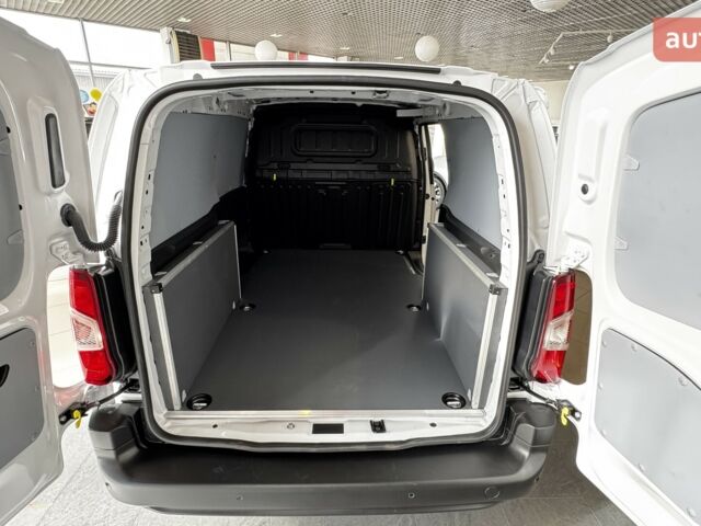 Тойота Proace City, объемом двигателя 1.5 л и пробегом 0 тыс. км за 25465 $, фото 13 на Automoto.ua