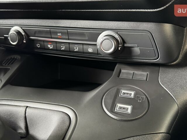 Тойота Proace City, объемом двигателя 1.5 л и пробегом 0 тыс. км за 25641 $, фото 26 на Automoto.ua