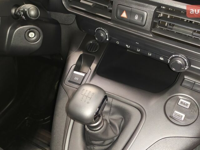 Тойота Proace City, объемом двигателя 1.5 л и пробегом 0 тыс. км за 26628 $, фото 11 на Automoto.ua