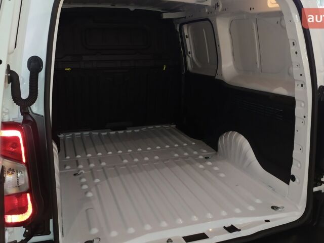 Тойота Proace City, объемом двигателя 1.5 л и пробегом 0 тыс. км за 26628 $, фото 19 на Automoto.ua