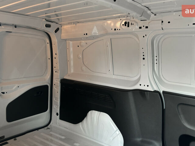 Тойота Proace City, об'ємом двигуна 1.5 л та пробігом 0 тис. км за 25288 $, фото 17 на Automoto.ua