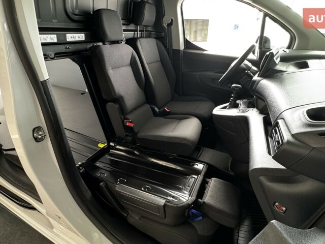 Тойота Proace City, объемом двигателя 1.5 л и пробегом 0 тыс. км за 25641 $, фото 16 на Automoto.ua