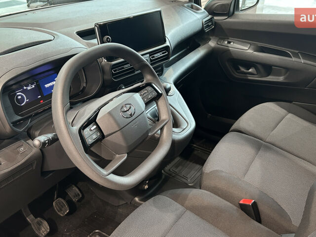 Тойота Proace City, об'ємом двигуна 1.5 л та пробігом 0 тис. км за 25288 $, фото 12 на Automoto.ua
