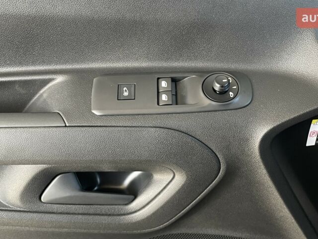 Тойота Proace City, объемом двигателя 1.5 л и пробегом 0 тыс. км за 26250 $, фото 7 на Automoto.ua