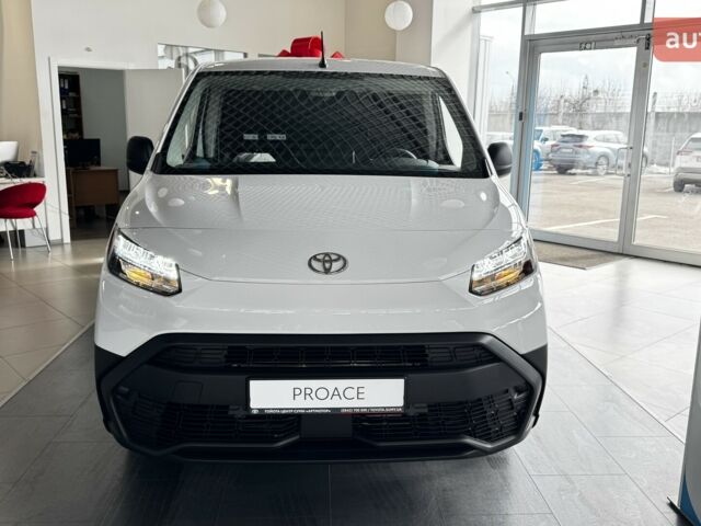Тойота Proace City, объемом двигателя 1.5 л и пробегом 0 тыс. км за 25641 $, фото 3 на Automoto.ua
