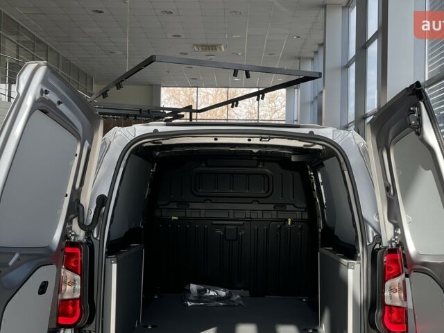 Тойота Proace City, объемом двигателя 1.5 л и пробегом 0 тыс. км за 26250 $, фото 9 на Automoto.ua