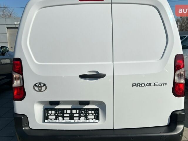 Тойота Proace City, объемом двигателя 1.5 л и пробегом 0 тыс. км за 26691 $, фото 4 на Automoto.ua