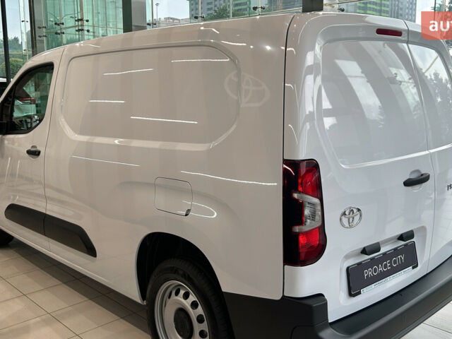Тойота Proace City, об'ємом двигуна 1.5 л та пробігом 0 тис. км за 25288 $, фото 5 на Automoto.ua