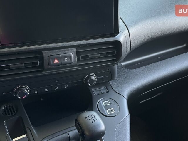 Тойота Proace City, объемом двигателя 1.5 л и пробегом 0 тыс. км за 26250 $, фото 10 на Automoto.ua