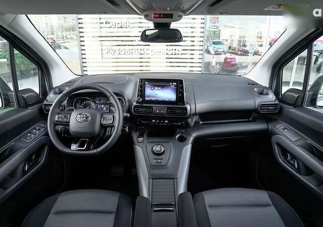 Тойота Proace City Verso, об'ємом двигуна 1.5 л та пробігом 1 тис. км за 33344 $, фото 8 на Automoto.ua