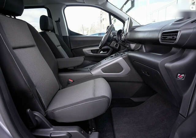 Тойота Proace City Verso, об'ємом двигуна 1.5 л та пробігом 1 тис. км за 33344 $, фото 5 на Automoto.ua