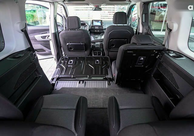 Тойота Proace City Verso, об'ємом двигуна 1.5 л та пробігом 1 тис. км за 33344 $, фото 11 на Automoto.ua