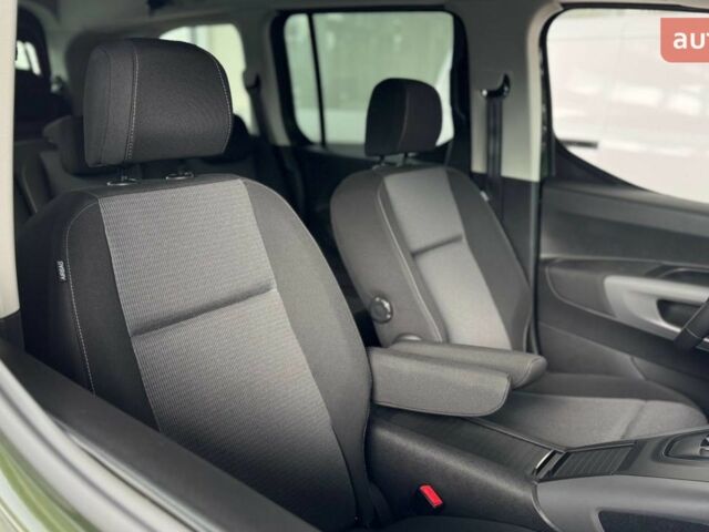 Тойота Proace City Verso, объемом двигателя 1.5 л и пробегом 0 тыс. км за 35188 $, фото 9 на Automoto.ua