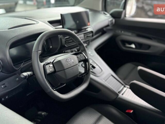 Тойота Proace City Verso, объемом двигателя 1.5 л и пробегом 0 тыс. км за 35188 $, фото 7 на Automoto.ua