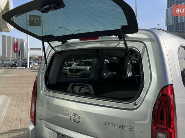 Тойота Proace City Verso, об'ємом двигуна 1.5 л та пробігом 0 тис. км за 34537 $, фото 28 на Automoto.ua