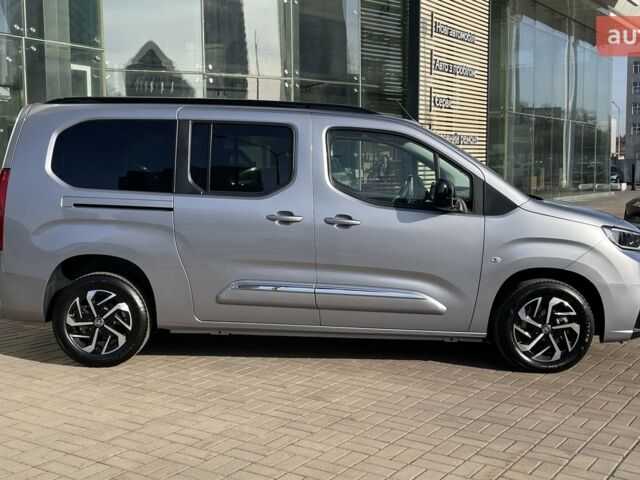 Тойота Proace City Verso, об'ємом двигуна 1.5 л та пробігом 0 тис. км за 34537 $, фото 3 на Automoto.ua