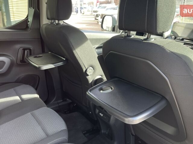 Тойота Proace City Verso, об'ємом двигуна 1.5 л та пробігом 0 тис. км за 34537 $, фото 25 на Automoto.ua