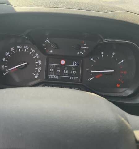 Сірий Тойота Proace City Verso, об'ємом двигуна 1.5 л та пробігом 46 тис. км за 24900 $, фото 5 на Automoto.ua