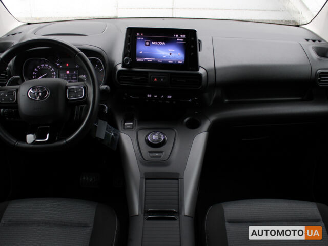 Серый Тойота Proace City Verso, объемом двигателя 1.5 л и пробегом 32 тыс. км за 29257 $, фото 18 на Automoto.ua