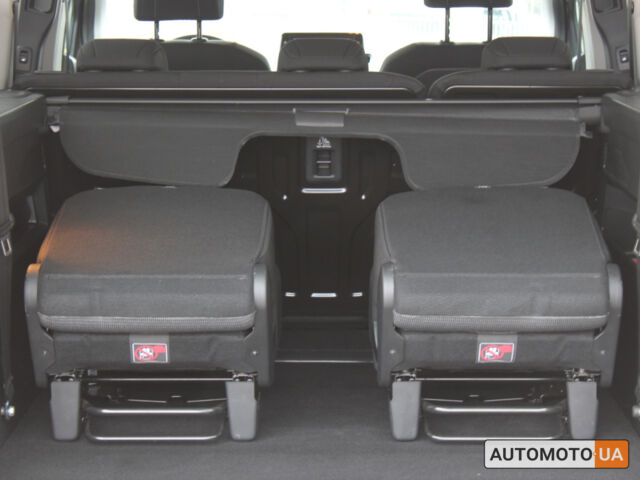 Серый Тойота Proace City Verso, объемом двигателя 1.5 л и пробегом 32 тыс. км за 29257 $, фото 10 на Automoto.ua