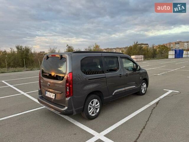 Сірий Тойота Proace City Verso, об'ємом двигуна 1.5 л та пробігом 9 тис. км за 29900 $, фото 11 на Automoto.ua