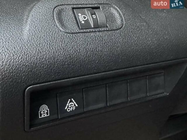 Сірий Тойота Proace City Verso, об'ємом двигуна 1.5 л та пробігом 9 тис. км за 29900 $, фото 42 на Automoto.ua