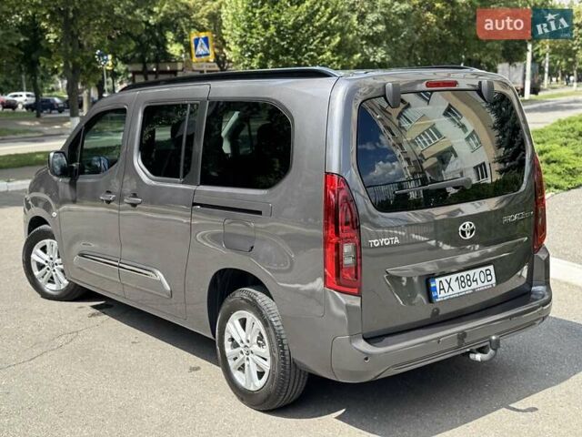 Сірий Тойота Proace City Verso, об'ємом двигуна 1.5 л та пробігом 9 тис. км за 32000 $, фото 7 на Automoto.ua