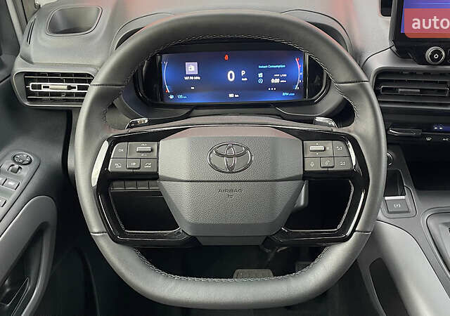 Серый Тойота Proace City Verso, объемом двигателя 1.5 л и пробегом 1 тыс. км за 31322 $, фото 12 на Automoto.ua