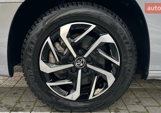 Серый Тойота Proace City Verso, объемом двигателя 1.5 л и пробегом 1 тыс. км за 31322 $, фото 15 на Automoto.ua