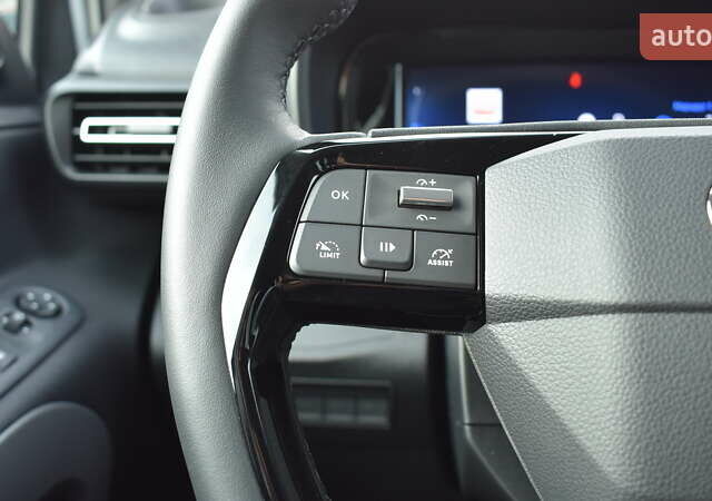 Сірий Тойота Proace City Verso, об'ємом двигуна 1.5 л та пробігом 1 тис. км за 33000 $, фото 19 на Automoto.ua