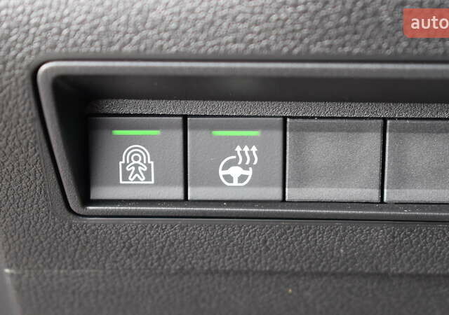 Сірий Тойота Proace City Verso, об'ємом двигуна 1.5 л та пробігом 1 тис. км за 33000 $, фото 24 на Automoto.ua