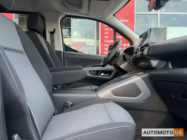 Сірий Тойота Proace City Verso, об'ємом двигуна 1.5 л та пробігом 300 тис. км за 32853 $, фото 9 на Automoto.ua