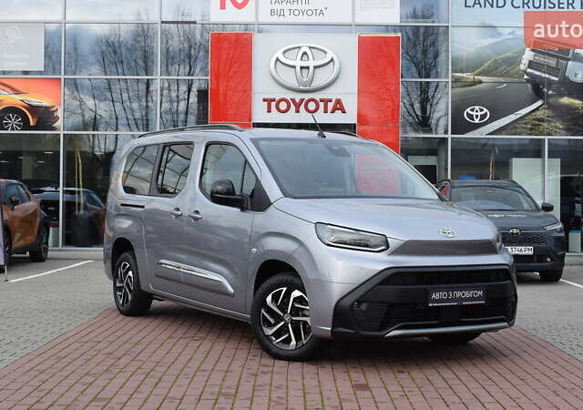 Сірий Тойота Proace City Verso, об'ємом двигуна 1.5 л та пробігом 1 тис. км за 33000 $, фото 18 на Automoto.ua