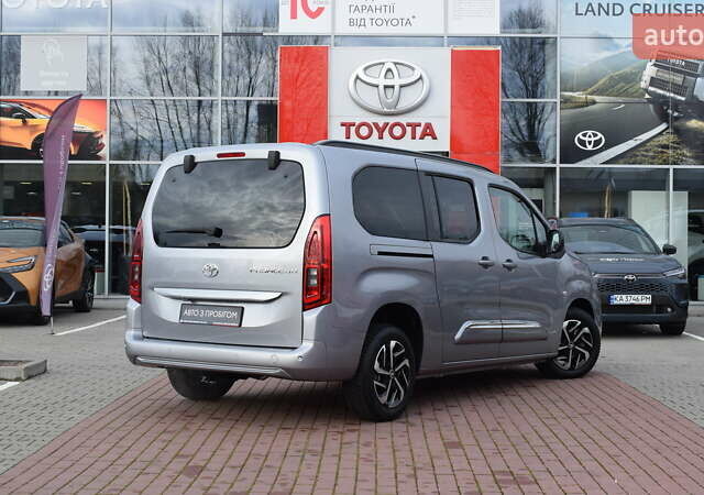 Сірий Тойота Proace City Verso, об'ємом двигуна 1.5 л та пробігом 1 тис. км за 33000 $, фото 17 на Automoto.ua