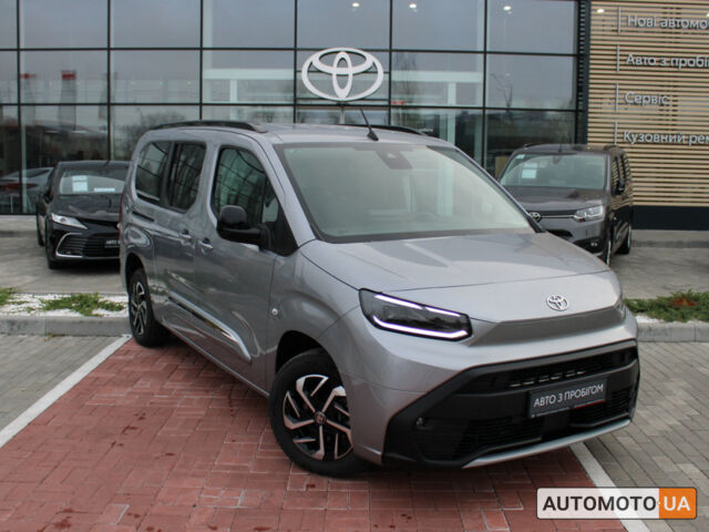 Серый Тойота Proace City Verso, объемом двигателя 1.5 л и пробегом 227 тыс. км за 31686 $, фото 2 на Automoto.ua