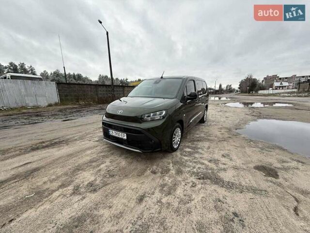 Зеленый Тойота Proace City Verso, объемом двигателя 1.5 л и пробегом 6 тыс. км за 30000 $, фото 1 на Automoto.ua