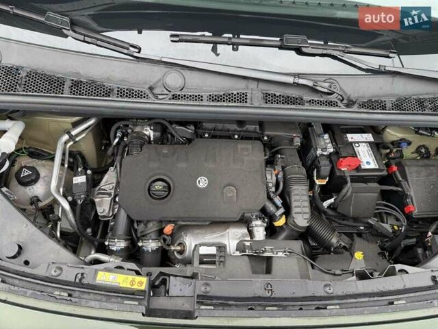 Зеленый Тойота Proace City Verso, объемом двигателя 1.5 л и пробегом 6 тыс. км за 30000 $, фото 3 на Automoto.ua