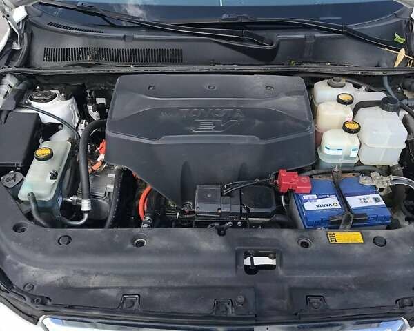 Белый Тойота RAV4 EV, объемом двигателя 0 л и пробегом 146 тыс. км за 10800 $, фото 25 на Automoto.ua
