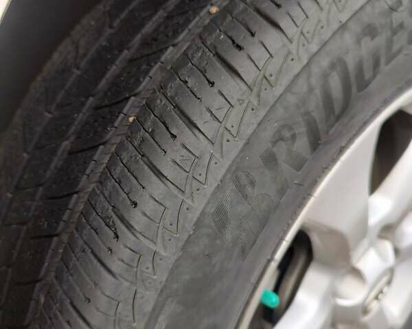 Білий Тойота RAV4 EV, об'ємом двигуна 0 л та пробігом 180 тис. км за 11700 $, фото 59 на Automoto.ua