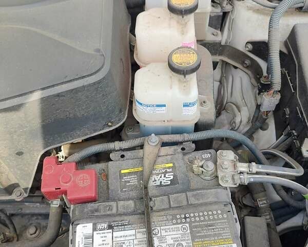 Білий Тойота RAV4 EV, об'ємом двигуна 0 л та пробігом 180 тис. км за 11700 $, фото 27 на Automoto.ua