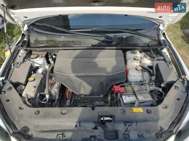 Білий Тойота RAV4 EV, об'ємом двигуна 0 л та пробігом 180 тис. км за 11700 $, фото 26 на Automoto.ua