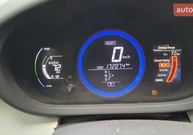 Белый Тойота RAV4 EV, объемом двигателя 0 л и пробегом 172 тыс. км за 11100 $, фото 9 на Automoto.ua