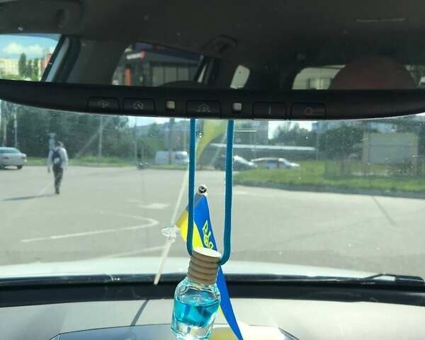 Белый Тойота RAV4 EV, объемом двигателя 0 л и пробегом 146 тыс. км за 10800 $, фото 13 на Automoto.ua