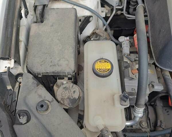 Білий Тойота RAV4 EV, об'ємом двигуна 0 л та пробігом 180 тис. км за 11700 $, фото 29 на Automoto.ua