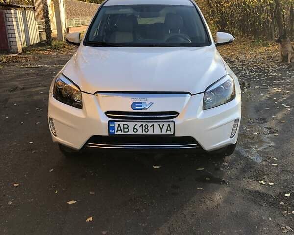 Білий Тойота RAV4 EV, об'ємом двигуна 0 л та пробігом 152 тис. км за 11400 $, фото 16 на Automoto.ua